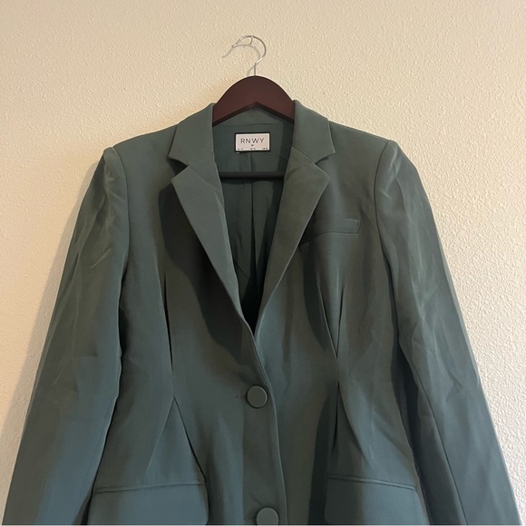 RNWY Mel Blazer Dress in Green Size Medium / US 6 - Picture 7 of 12